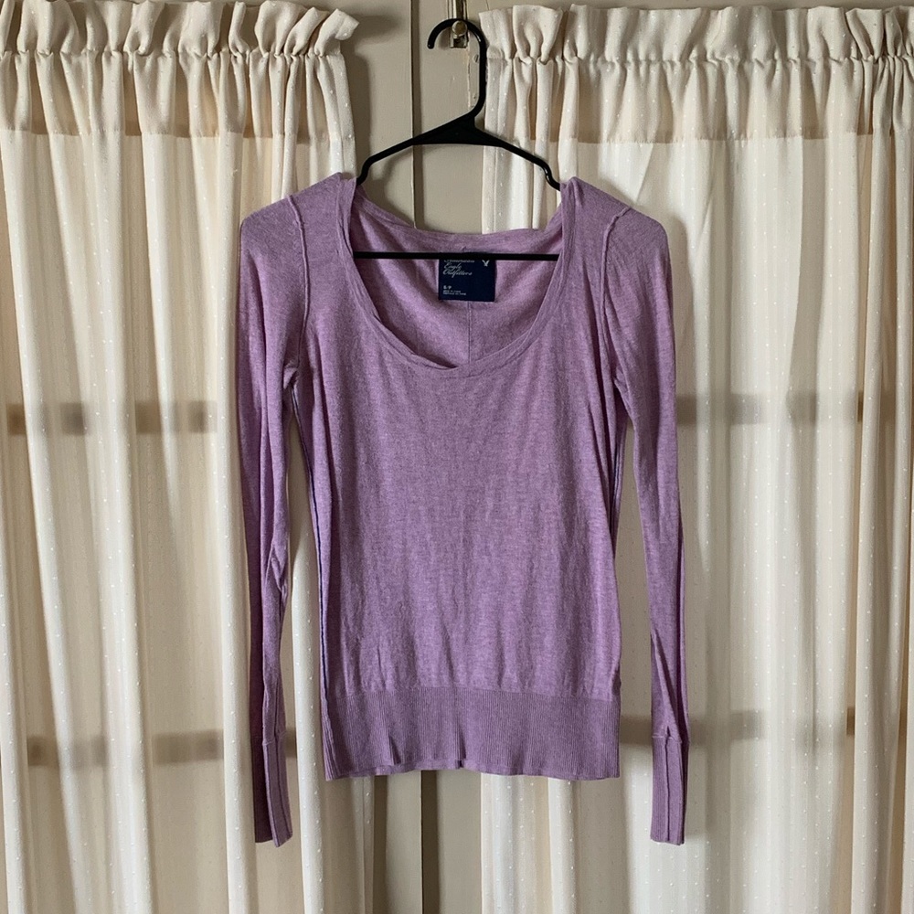 American Eagle 🦅 light purple sweater size small
